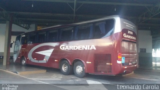 Expresso Gardenia 2935 na cidade de Guaxupé, Minas Gerais, Brasil, por Leonardo Carola. Número da foto: #3288630.