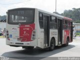 Pêssego Transportes 4 7142 na cidade de São Paulo, São Paulo, Brasil, por Gabriel Brunhara. Número da foto: #:id.