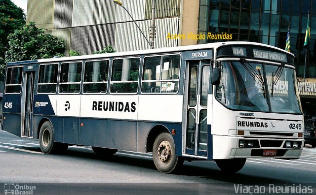 Viação Reunidas 4245 na cidade de Goiânia, Goiás, Brasil, por Carlos Júnior. ID da foto: 3294891.