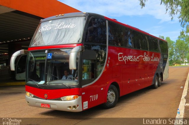 Expresso São Luiz 7110 na cidade de Cuiabá, Mato Grosso, Brasil, por [Leandro Sousa]. ID da foto: 3294511.