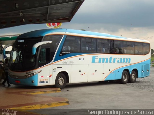 Emtram 4210 na cidade de Porto Real, Rio de Janeiro, Brasil, por Sergio Rodrigues de Souza. Número da foto: #3256159.