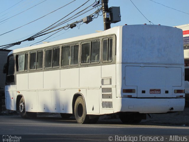 Ônibus Particulares 8264 na cidade de Maceió, Alagoas, Brasil, por Rodrigo Fonseca. Número da foto: #3299909.