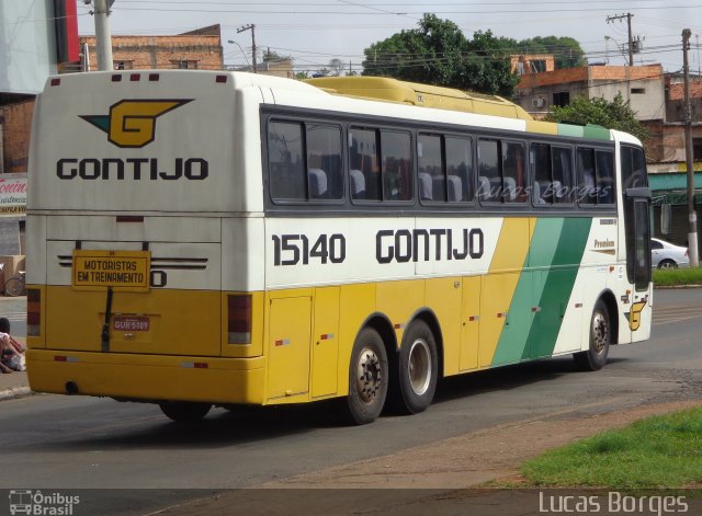 Empresa Gontijo de Transportes 15140 na cidade de Araxá, Minas Gerais, Brasil, por Lucas Borges . Número da foto: #3301452.