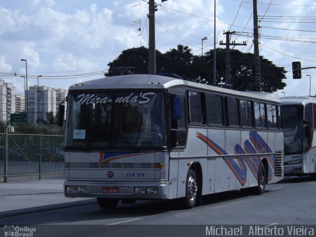 Miranda´s Transportadora Turística 0171 na cidade de São Paulo, São Paulo, Brasil, por Michael  Alberto Vieira. Número da foto: #3300271.