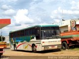 Ônibus Particulares 251 na cidade de Pirapora, Minas Gerais, Brasil, por Andrew Campos. ID da foto: :id.