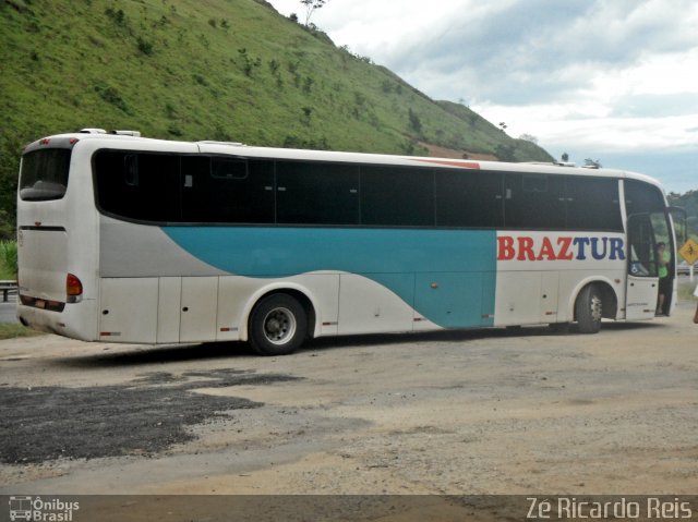 Braztur Turismo e Transporte 1693 na cidade de Petrópolis, Rio de Janeiro, Brasil, por Zé Ricardo Reis. ID da foto: 3305429.