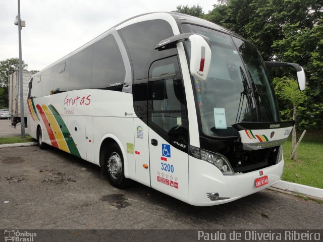 Grutas Turismo 3200 na cidade de Rio de Janeiro, Rio de Janeiro, Brasil, por Paulo de Oliveira Ribeiro. ID da foto: 3305447.