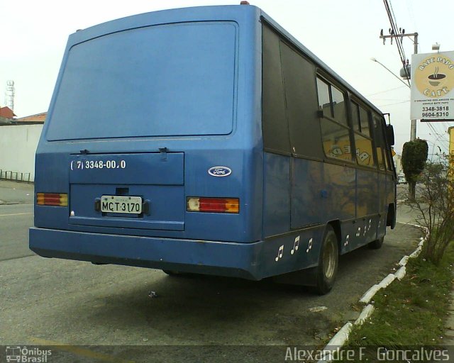 Ônibus Particulares MCT3170 na cidade de Itajaí, Santa Catarina, Brasil, por Alexandre F.  Gonçalves. Número da foto: #3316096.