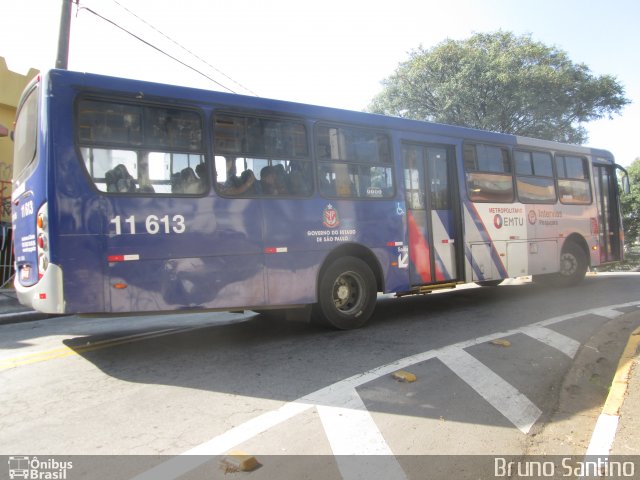 Viação Pirajuçara 11.613 na cidade de Taboão da Serra, São Paulo, Brasil, por Bruno Santino. ID da foto: 3320487.