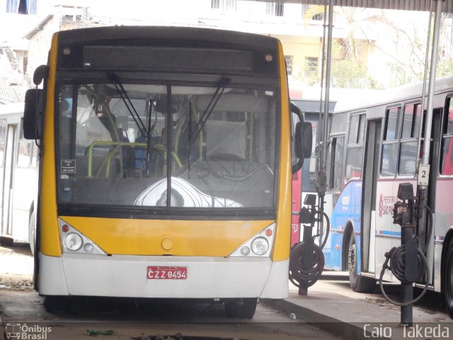 Ônibus Particulares 3 2142 na cidade de , por Caio  Takeda. Número da foto: #3263581.