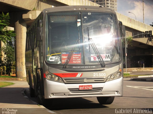 Viação Osasco 21.500 na cidade de Osasco, São Paulo, Brasil, por Gabriel Almeida. ID da foto: 3266456.