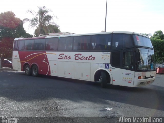 Viação São Bento Ribeirão Preto 1460 na cidade de Uberaba, Minas Gerais, Brasil, por Allen Maximiliano. ID da foto: 3267103.