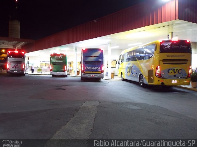 CVC Turismo 3122 na cidade de Guaratinguetá, São Paulo, Brasil, por Fabio Alcantara. Número da foto: #3269502.