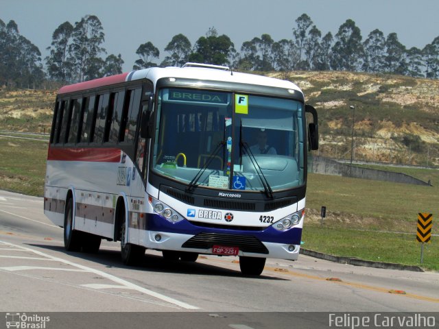 Breda Transportes e Serviços 4232 na cidade de Jacareí, São Paulo, Brasil, por Felipe Carvalho. ID da foto: 3273390.