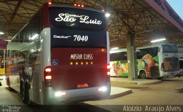 Expresso São Luiz 7040 na cidade de Rondonópolis, Mato Grosso, Brasil, por Aloizio  Araújo Alves. Número da foto: #3325285.