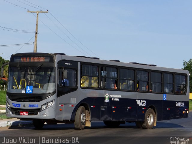 VCB - Viação Cidade de Barreiras 201532 na cidade de Barreiras, Bahia, Brasil, por João Victor. ID da foto: 3351543.