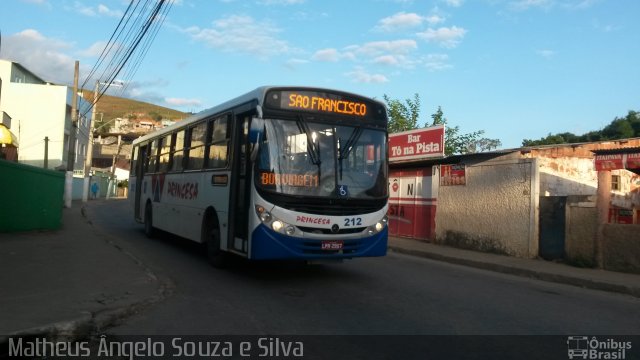 Viação Princesa da Serra 212 na cidade de Valença, Rio de Janeiro, Brasil, por Matheus Ângelo Souza e Silva. Número da foto: #3350539.