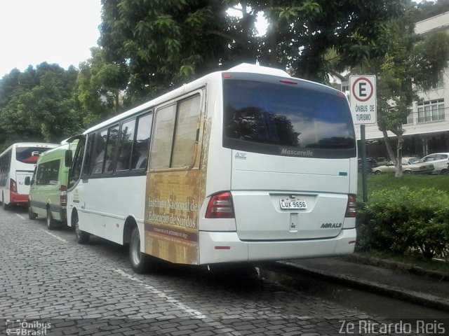 INES - Instituto Nacional de Educação de Surdos 9656 na cidade de Petrópolis, Rio de Janeiro, Brasil, por Zé Ricardo Reis. Número da foto: #3354903.