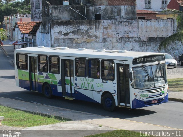 Cidade Alta Transportes 1.059 na cidade de Olinda, Pernambuco, Brasil, por Luiz Carlos de Santana. Número da foto: #3355546.