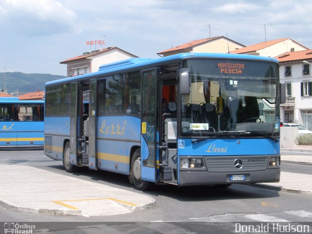 Autolinee F.lli Lazzi  na cidade de Montecatini Terme, Pistoia, Tuscany, Itália, por Donald Hudson. ID da foto: 3354316.