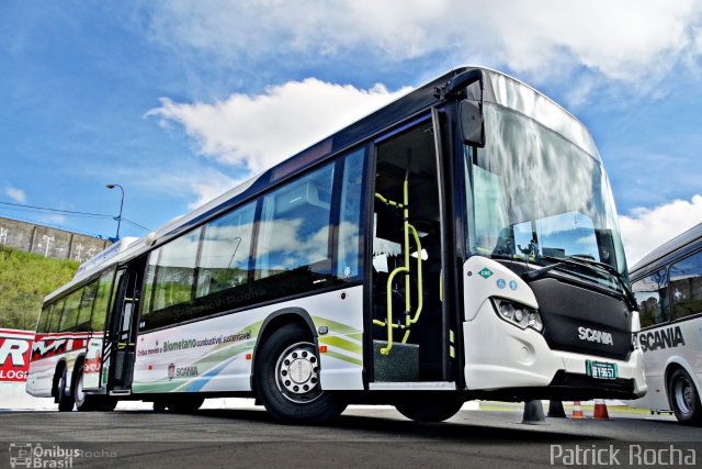 Scania 9657 na cidade de Londrina, Paraná, Brasil, por Patrick Rocha. Número da foto: #3356855.