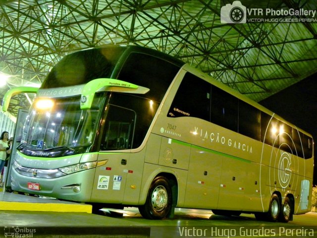 Viação Garcia 7047 na cidade de Maringá, Paraná, Brasil, por Victor Hugo Guedes Pereira. Número da foto: #3357334.