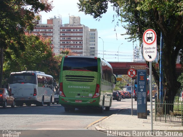 Auto Viação Catarinense 3431 na cidade de Curitiba, Paraná, Brasil, por Matheus Barreto de Souza. ID da foto: 3359734.