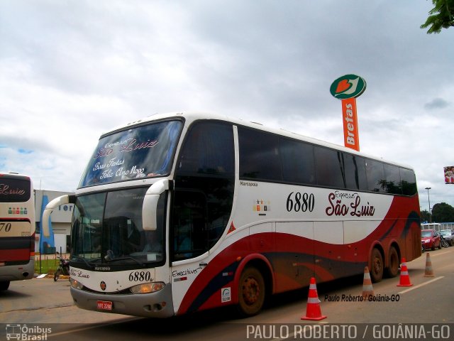 Expresso São Luiz 6880 na cidade de Goiânia, Goiás, Brasil, por Paulo Roberto de Morais Amorim. ID da foto: 3359757.