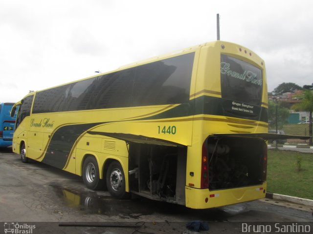 Grande Heroi 1440 na cidade de Taboão da Serra, São Paulo, Brasil, por Bruno Santino. Número da foto: #3361392.