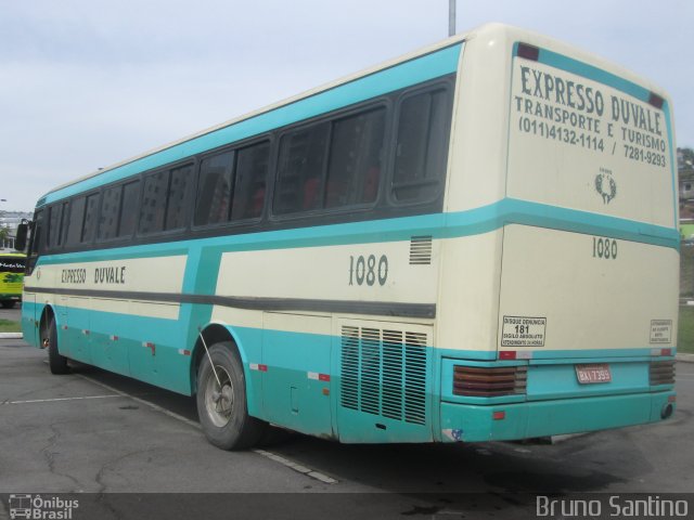 Expresso Duvale 1080 na cidade de Taboão da Serra, São Paulo, Brasil, por Bruno Santino. Número da foto: #3363877.