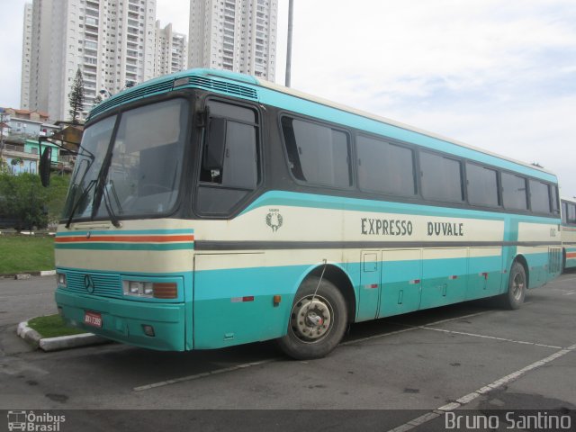 Expresso Duvale 1080 na cidade de Taboão da Serra, São Paulo, Brasil, por Bruno Santino. Número da foto: #3364771.
