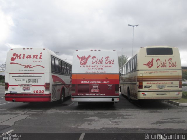Disk Bus 2500 na cidade de Taboão da Serra, São Paulo, Brasil, por Bruno Santino. Número da foto: #3364706.