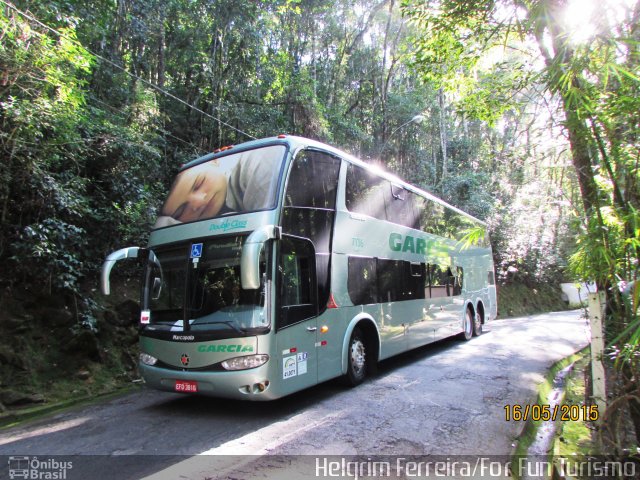 Viação Garcia 7136 na cidade de Poços de Caldas, Minas Gerais, Brasil, por Helgrim Ferreira. Número da foto: #3369417.