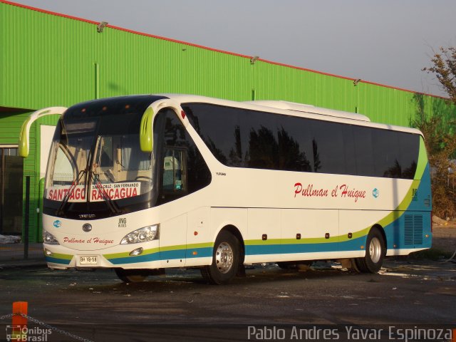 Pullman El Huique BHYB58 na cidade de Santa Cruz, Colchagua, Libertador General Bernardo O'Higgins, Chile, por Pablo Andres Yavar Espinoza. Número da foto: #3370249.