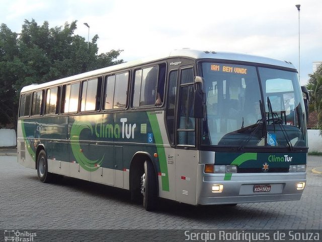 Clima Tur 4060 na cidade de Resende, Rio de Janeiro, Brasil, por Sergio Rodrigues de Souza. Número da foto: #3327678.