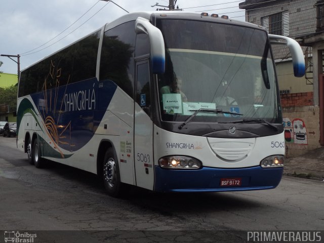 Shangri-la Transportes e Locação de Veículos 5063 na cidade de São Paulo, São Paulo, Brasil, por Alexandre Rodrigo. Número da foto: #3377965.