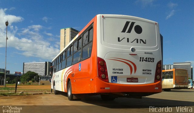 VIAN - Viação Anapolina 11409 na cidade de Brasília, Distrito Federal, Brasil, por Ricardo Vieira. Número da foto: #3380042.