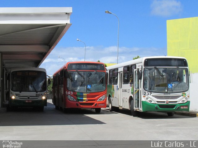 Rodoviária Caxangá 143 na cidade de Olinda, Pernambuco, Brasil, por Luiz Carlos de Santana. ID da foto: 3380539.