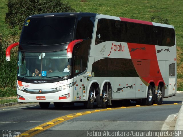 Abratur Viagens e Turismo 456 na cidade de Aparecida, São Paulo, Brasil, por Fabio Alcantara. Número da foto: #3381374.