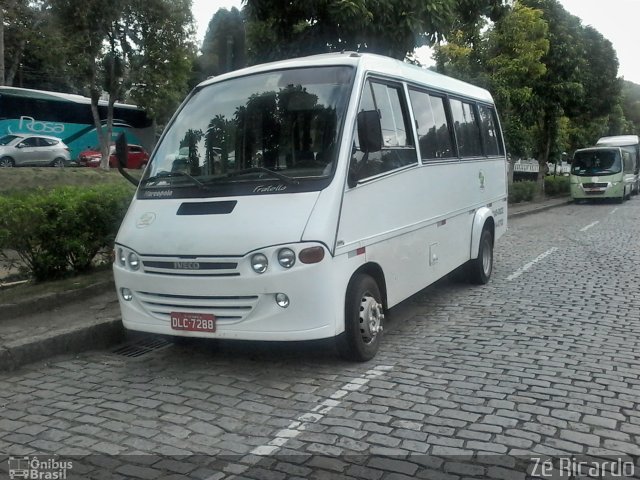 L&F Locadora 7288 na cidade de Petrópolis, Rio de Janeiro, Brasil, por Zé Ricardo Reis. Número da foto: #3383365.