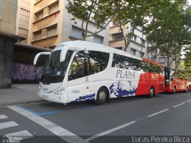 Autocars Plana 673 na cidade de Barcelona, Barcelona, Cataluña, Espanha, por Lucas Pereira Bicca. ID da foto: 3382194.