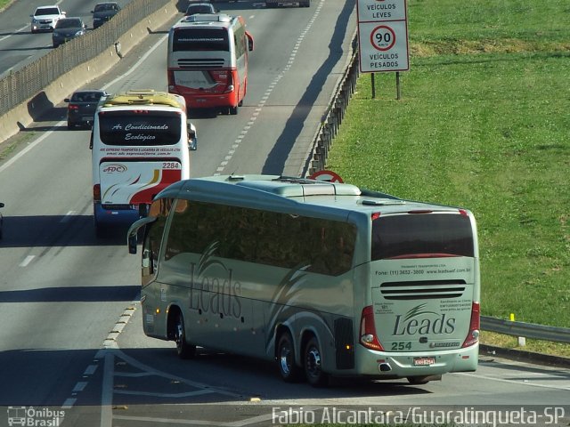 Leads Transportes 254 na cidade de Aparecida, São Paulo, Brasil, por Fabio Alcantara. Número da foto: #3386213.