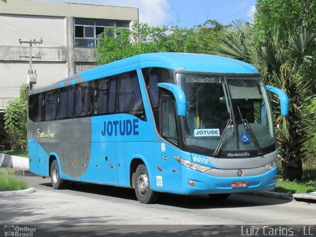 Jotude 6070 na cidade de Recife, Pernambuco, Brasil, por Luiz Carlos de Santana. Número da foto: #3385978.