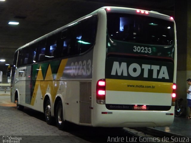 Viação Motta 30233 na cidade de Belo Horizonte, Minas Gerais, Brasil, por André Luiz Gomes de Souza. Número da foto: #3386422.