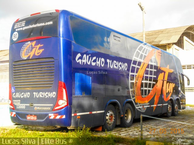 Gaúcho Turismo 12000 na cidade de Recife, Pernambuco, Brasil, por Lucas Silva. Número da foto: #3388417.