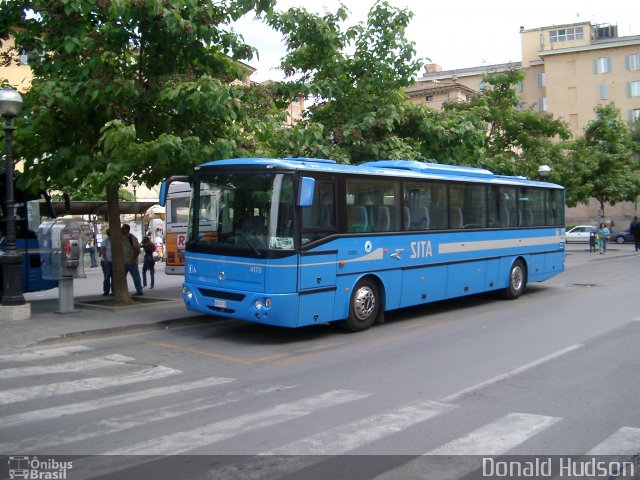 Busitalia Sita Nord 4170 na cidade de Siena, Siena, Tuscany, Itália, por Donald Hudson. ID da foto: 3390014.