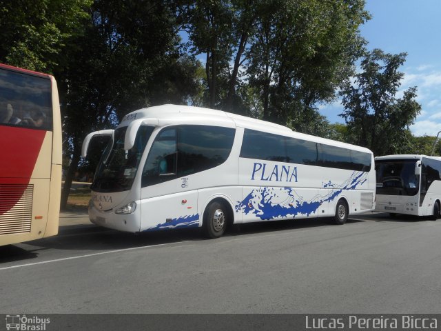 Autocars Plana 845 na cidade de Barcelona, Barcelona, Cataluña, Espanha, por Lucas Pereira Bicca. ID da foto: 3392857.