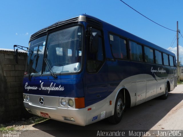 Expresso Inconfidentes 2104 na cidade de Borda da Mata, Minas Gerais, Brasil, por Alexandre  Magnus. Número da foto: #3394749.