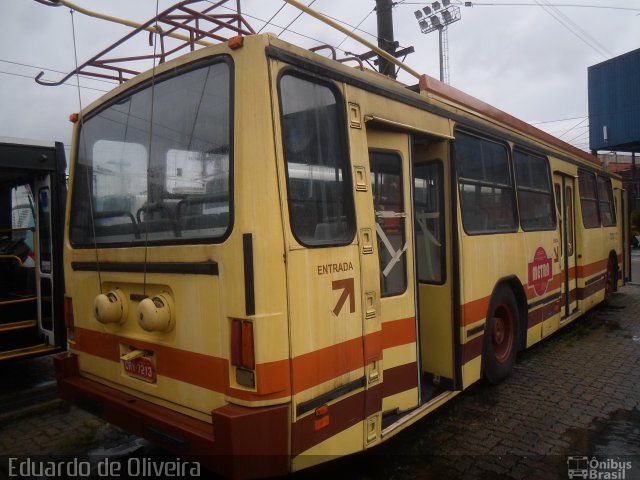 Metra - Sistema Metropolitano de Transporte 7213 na cidade de São Bernardo do Campo, São Paulo, Brasil, por Eduardo de Oliveira. Número da foto: #3395047.