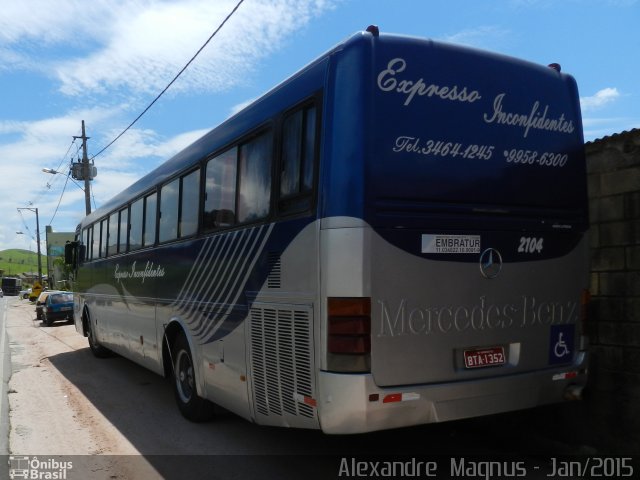 Expresso Inconfidentes 2104 na cidade de Borda da Mata, Minas Gerais, Brasil, por Alexandre  Magnus. Número da foto: #3394751.